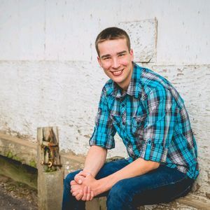 Meet your Posher, Aaron